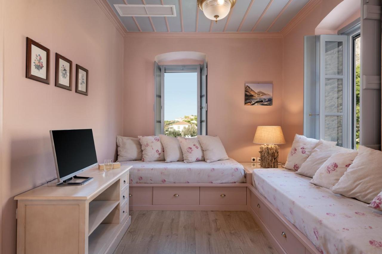 Four Seasons Hydra Luxury Suites Exterior foto