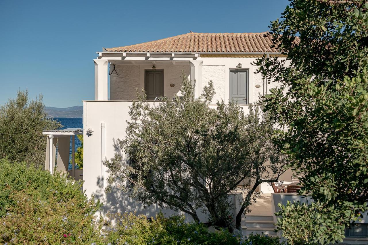 Four Seasons Hydra Luxury Suites Exterior foto